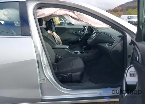 2020 Chevrolet Malibu Ls z USA, uszkodzony, nr VIN 1G1ZC5STXLF068450